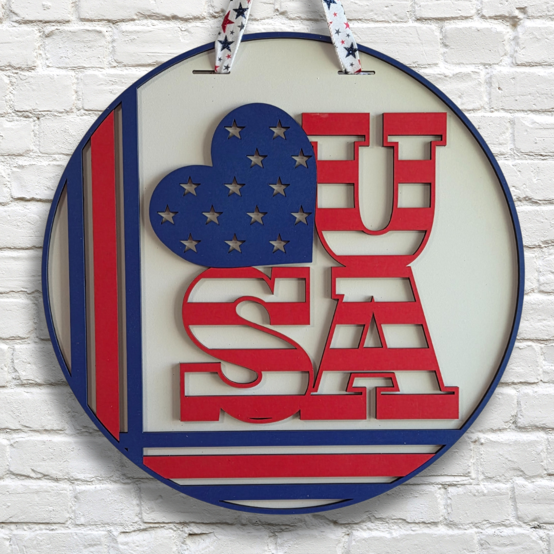 Heart USA Door Hanger – Patriotic Red, White & Blue Front Door Sign