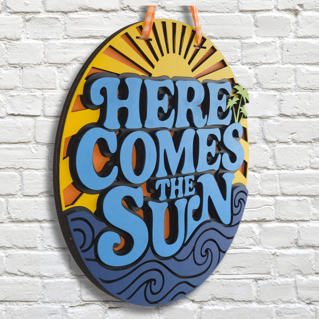 Here Comes the Sun Door Hanger – Retro Summer Front Door Sign