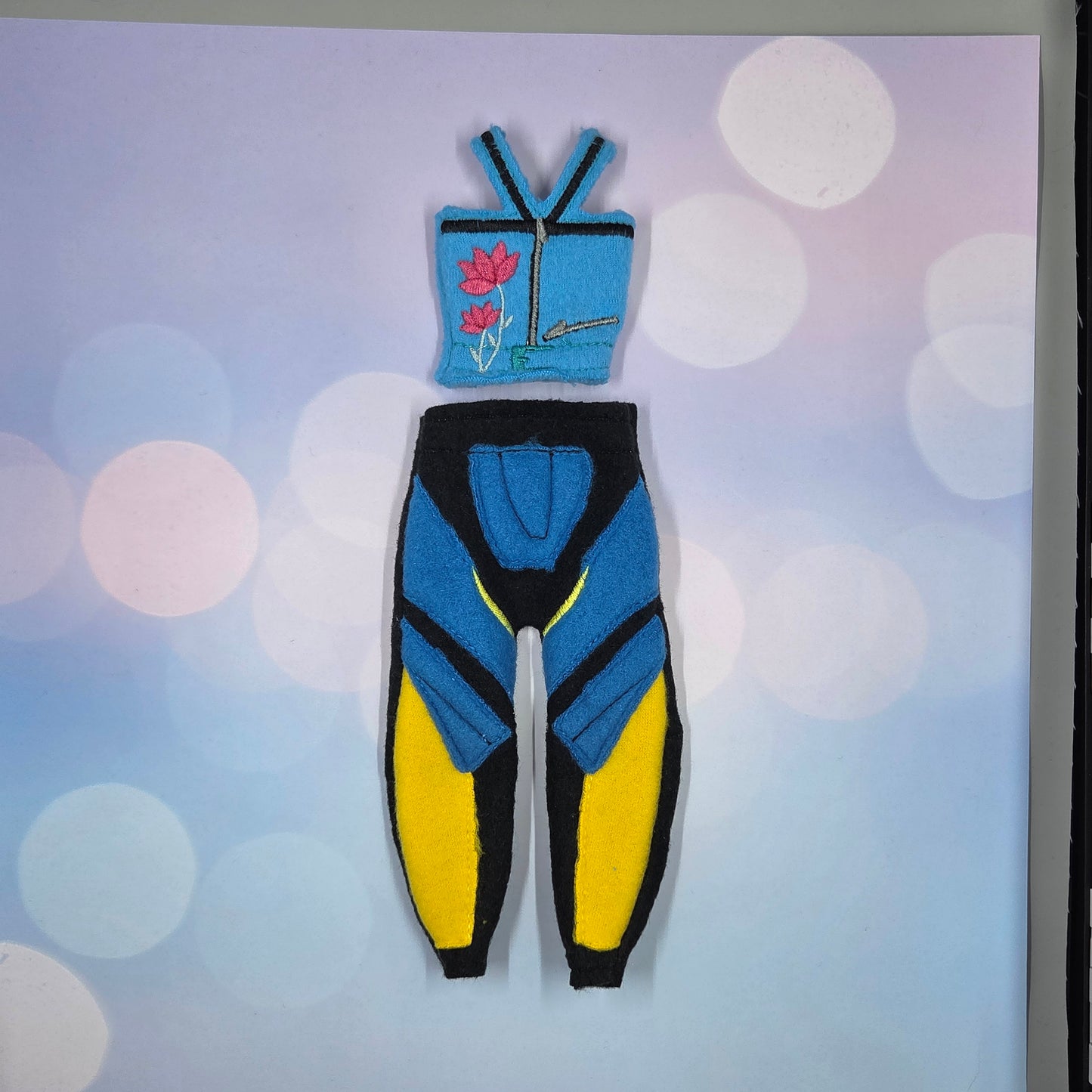 Z-Girl Pop Evil Hunters Elf Outfit – K-Pop Inspired Elf Clothes Set (Top & Pants)