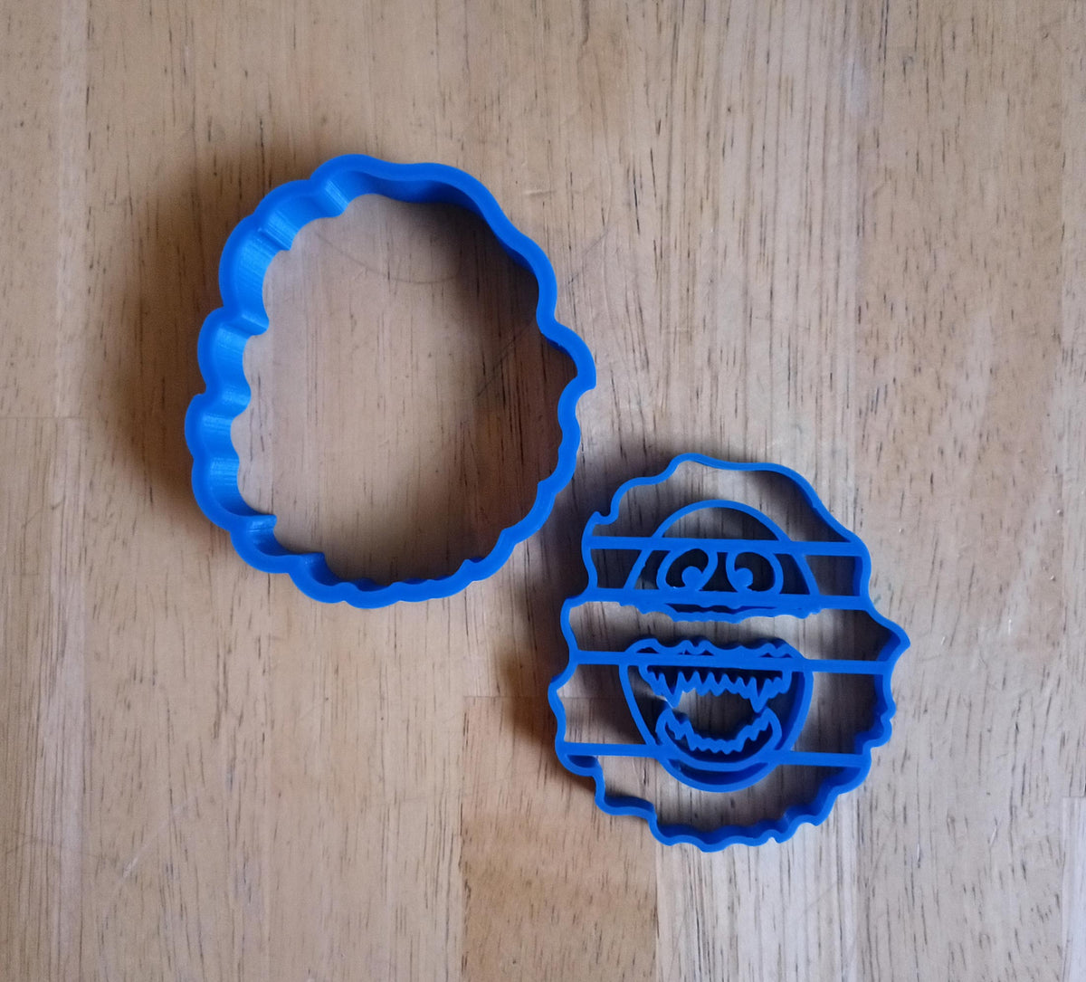 Bumble Christmas Cookie Cutter Set (2-Piece)