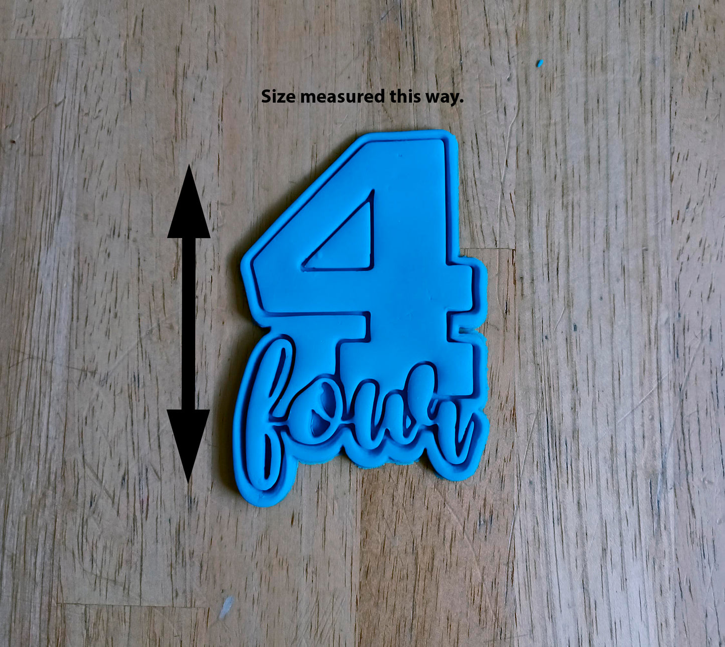 Number Four Cookie Cutter Set (2-Piece)