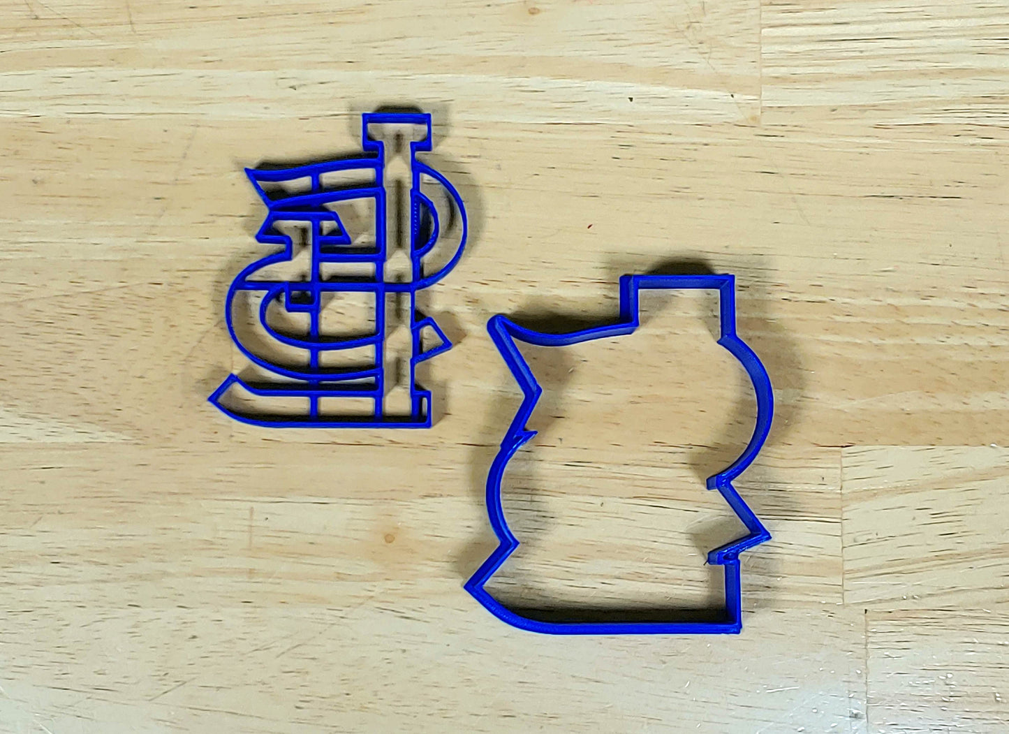 STL Cardinals Cookie Cutter Set (2-Piece)